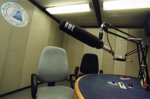 Rádio Svobodná Evropa.