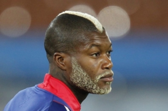 Francouzský fotbalista Djibril Cissé. Francouzský fotbalista Djibril Cissé.