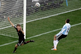 Němci jsou v semifinále šampionátu.