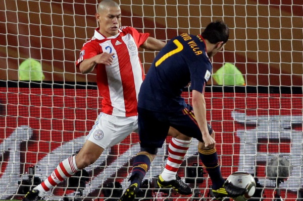 David Villa drží Španělsko na mistrovství světa ve hře o titul.