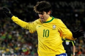 Kaká na šampionátu neuspěl, zamíří nyní do Chelsea?
