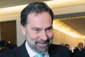 Radek John se stává kontroverzní osobou české politiky. Radek John se stává kontroverzní osobou české politiky.