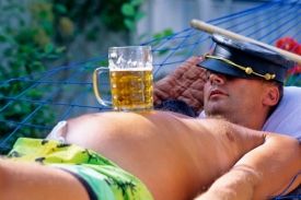 Alkohol v kombinaci se sluncem, to nedělá dobrotu.