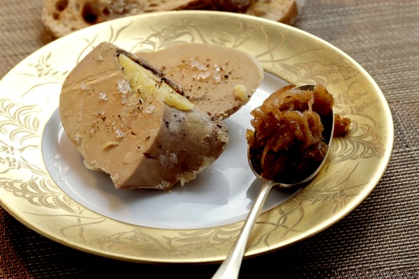 Foie gras jsou oblíbenou pochoutkou nejen francouzských restaurací.