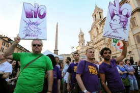 Protesty proti zákonu propukly už na začátku měsíce.