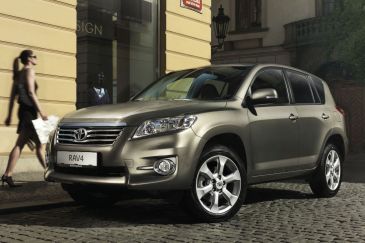 Toyota RAV4 dostala dynamičtější rysy.