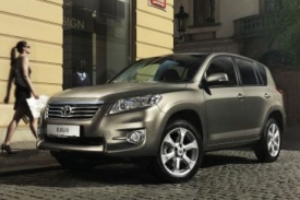 Toyota RAV4 dostala dynamičtější rysy.