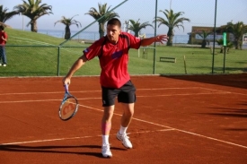 Nová česká jednička pro Davis Cup v Chile Jan Hájek v tréninku.