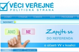 Referenda se už zúčastnilo víc než 10 % véčkařů, John ne.