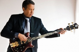 Festival otevře basista Stanley Clarke se svým triem.