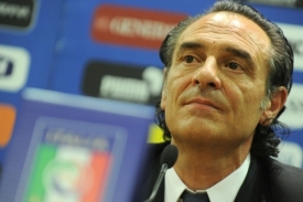 Nový italský kouč Cesare Prandelli žádá revoluci.