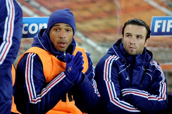 Thierry Henry (vlevo) opouští Barcelonu.