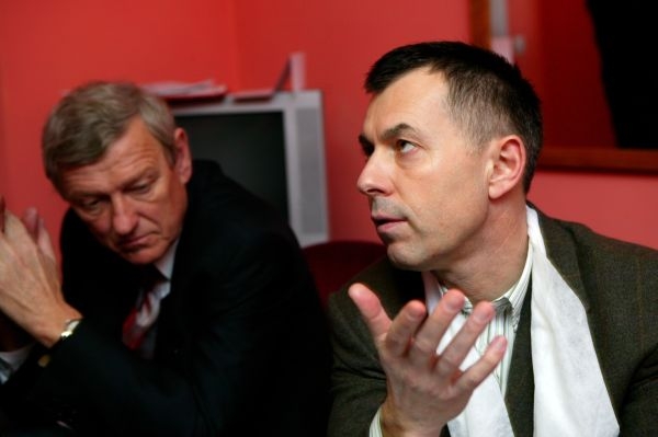 Exministr Gustav Slamečka (vpravo) na úřadě zůstane jako poradce.