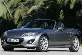 Ikona mládeže, Mazda MX-5, tentokrát třetí generace.