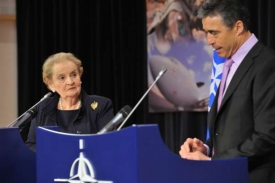Podcenili jsme Afghánistán, přiznává šéf NATO Rasmussen.
