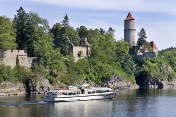 Hrad Zvíkov se stal dějištěm pohádky.