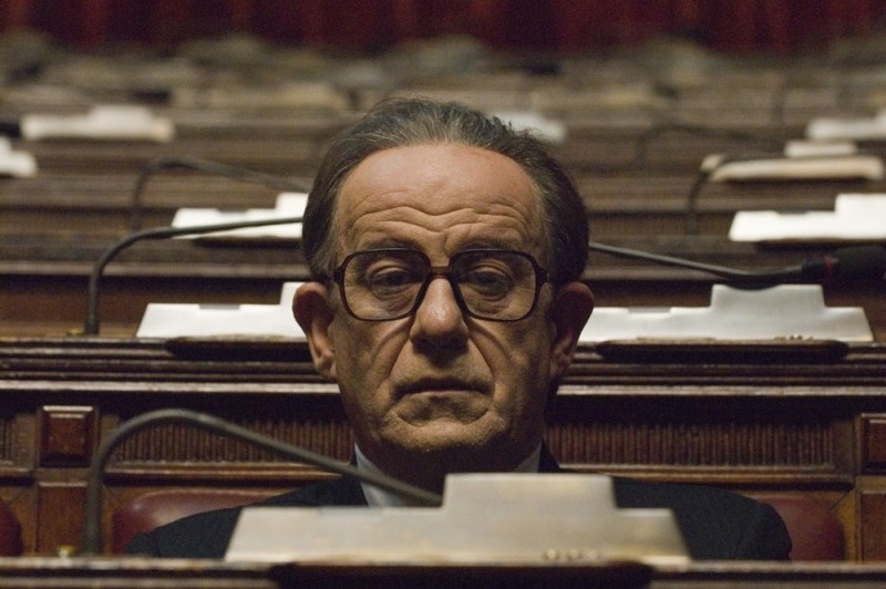 Toni Servillo jako Giulio Andreotti.