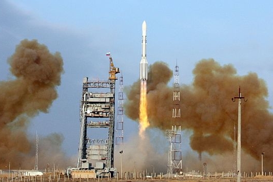 Raketa Proton-M.