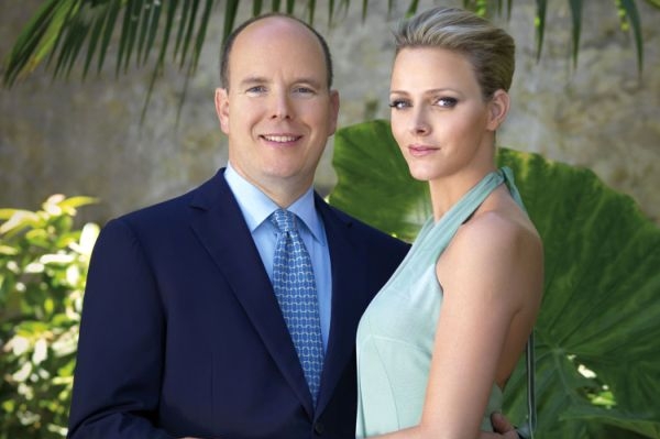 Kníže Albert II. se snoubenkou Charlene Wittstockovou.