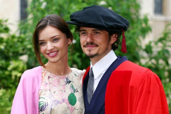 Orlando Bloom s Mirandou Kerrovou.