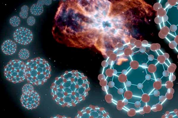 Duté koule tvořené atomy uhlíku jsou důležité i v nanotechnologiích.