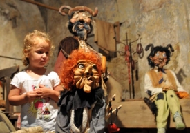 Zámku nechybí ani čertovská expozice. Zámku nechybí ani čertovská expozice.