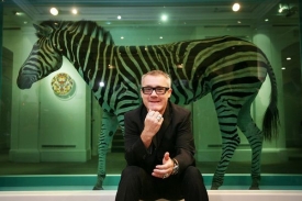 Damien Hirst je nejlépe placeným umělcem současnosti.