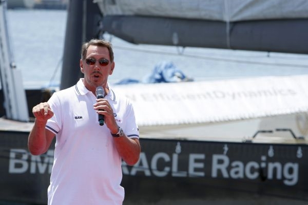 Nejvíce za deset let vydělal šéf společnosti Oracle Larry Ellison.