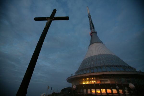 Jednání o koupi Ještědu opět uvízla na mrtvém bodě.