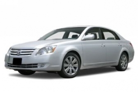 Toyota Avalon má problémy s řízením.