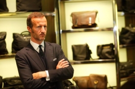 Prada má v New Yorku kvůli bohatým Brazilcům portugalské prodejce.