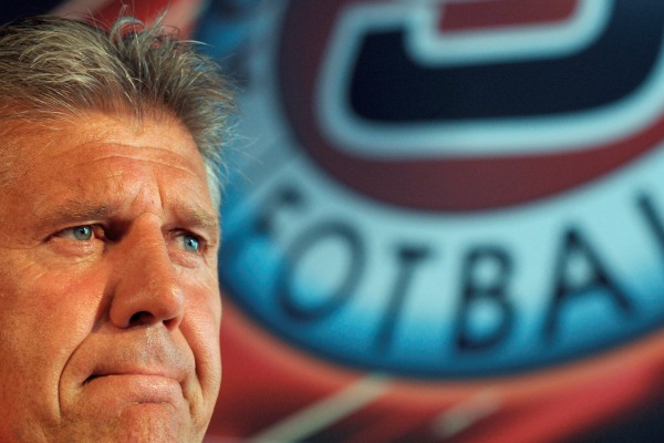 Josef Chovanec má v úvodu sezony víc problémů, než čekal.