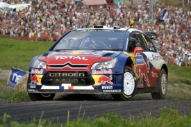 Sébastien Loeb skončil až třetí. Sébastien Loeb skončil až třetí.
