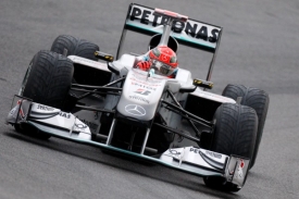 Michael Schumacher a jeho mercedes.