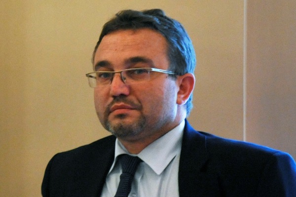 Ministr školství Josef Dobeš. Ministr školství Josef Dobeš.