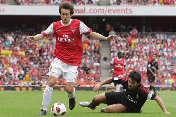 Tomáš Rosický v dresu Arsenalu na přípravném Emirates Cupu. Tomáš Rosický v dresu Arsenalu na přípravném Emirates Cupu.