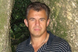 Kandidaturu zvažuje i exposlanec Miroslav Svoboda.