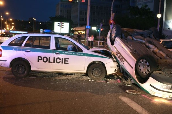 Policie způsobila od začátku roku již 400 nehod.
