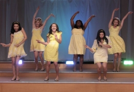 Muzikálový Glee dobyl Ameriku. Získá si i české diváky? Muzikálový Glee dobyl Ameriku. Získá si i české diváky?