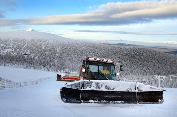 Ministerstvo uzavřelo sjezdovky, protože rolby poškozovaly přírodu.