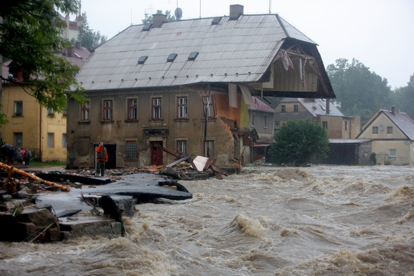 Pršelo v pramenných oblastech, proto voda přišla tak rychle.