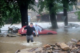 Voda neničila jen majetek, vyžádala si i oběti (ilustrační foto).