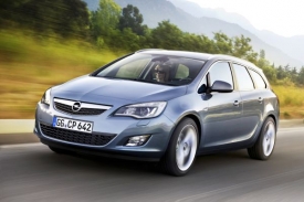 Opel Astra Sports Tourer, jedna z novinek roku 2011.