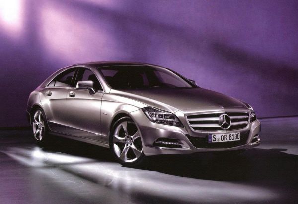 Mercedes-Benz CLS modelového roku 2011.