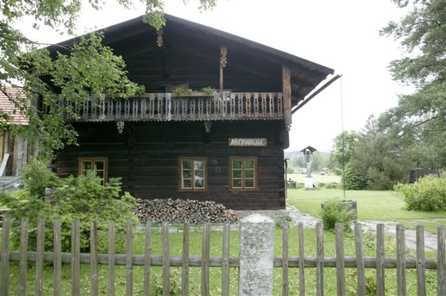 Volary chystají dřevařské slavnosti.