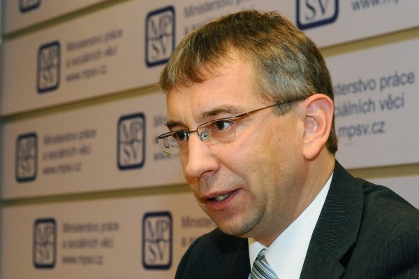 Ministr práce a sociálních věcí Jaromír Drábek. 