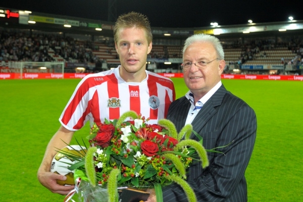 Johan Voskamp (vlevo) po rekordním střeleckém zápase.