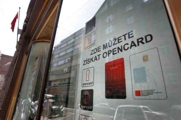 U výdejních míst Opencard se budou koncem prázdnin tvořit fronty.