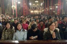 Křesťanské Vánoce v Pekingu.