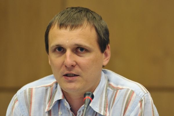 Plán ministra Bárty: Méně zaměstnanců, kteří budou lépe placeni.